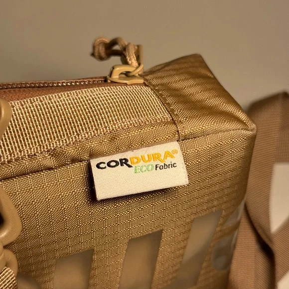 Supreme Neck Pouch - Picture 3 of 7